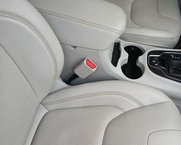 Синій Джип Cherokee, об'ємом двигуна 3.24 л та пробігом 36 тис. км за 21500 $, фото 15 на Automoto.ua