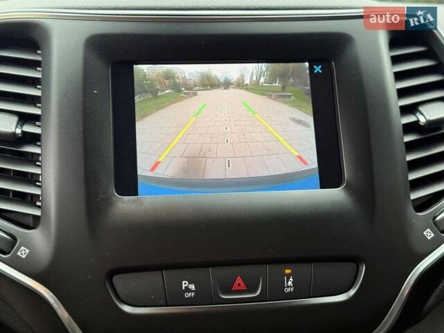 Джип Чероки 2021 в Виннице на Automoto.ua Синий Джип Чероки, объемом двигателя 2.36 л и пробегом 143 тыс. км за 16700 $, фото 28 на Automoto.ua