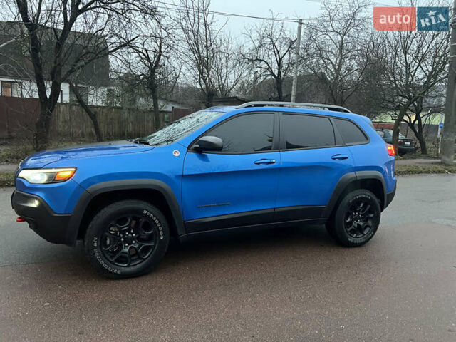 Синий Джип Чероки, объемом двигателя 3.2 л и пробегом 133 тыс. км за 20000 $, фото 3 на Automoto.ua