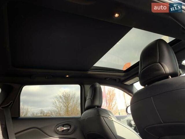 Синий Джип Чероки, объемом двигателя 3.2 л и пробегом 129 тыс. км за 19499 $, фото 36 на Automoto.ua