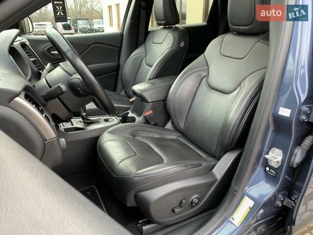 Синий Джип Чероки, объемом двигателя 3.2 л и пробегом 129 тыс. км за 19499 $, фото 27 на Automoto.ua