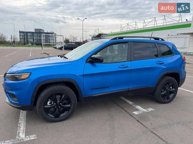 Синий Джип Чероки, объемом двигателя 2.36 л и пробегом 43 тыс. км за 28500 $, фото 1 на Automoto.ua