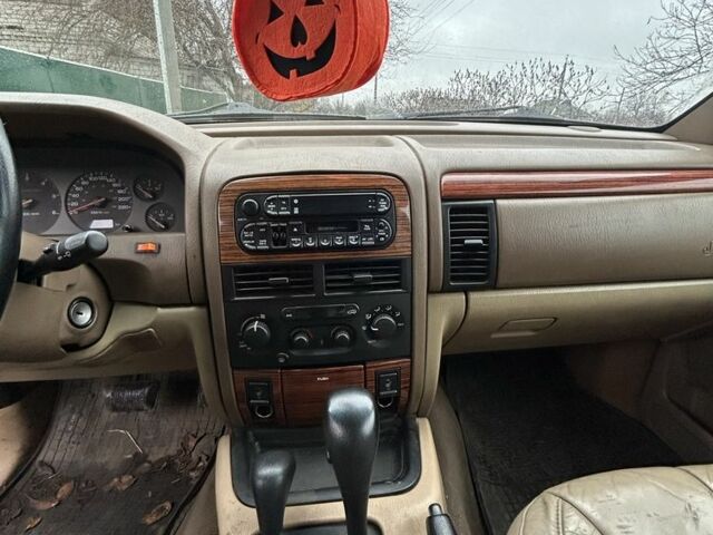 Зеленый Джип Чероки, объемом двигателя 3.1 л и пробегом 335 тыс. км за 2999 $, фото 4 на Automoto.ua