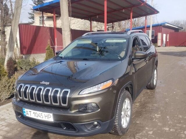 Зелений Джип Cherokee, об'ємом двигуна 2.4 л та пробігом 150 тис. км за 12800 $, фото 5 на Automoto.ua