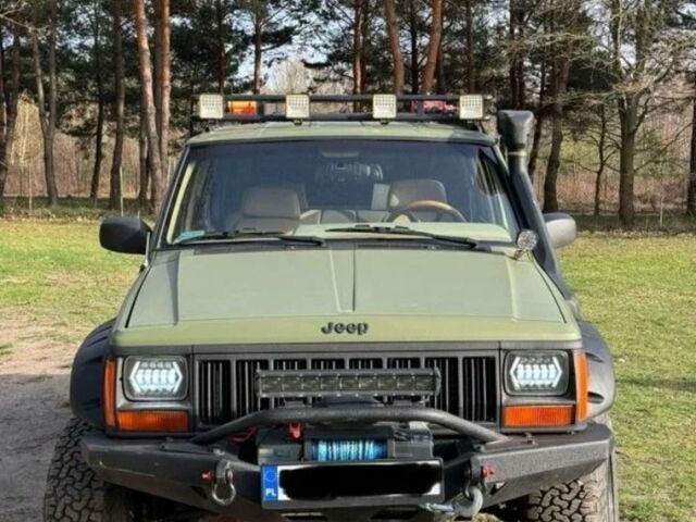 Зелений Джип Cherokee, об'ємом двигуна 4 л та пробігом 244 тис. км за 9500 $, фото 6 на Automoto.ua