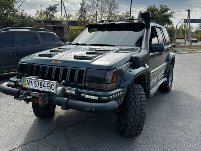 Зелений Джип Cherokee, об'ємом двигуна 5.2 л та пробігом 250 тис. км за 4500 $, фото 2 на Automoto.ua