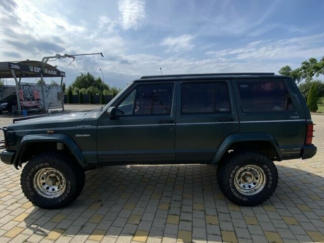 Джип Чероки 1994 в Хусте на Automoto.ua Зеленый Джип Чероки, объемом двигателя 4 л и пробегом 123 тыс. км за 4300 $, фото 3 на Automoto.ua