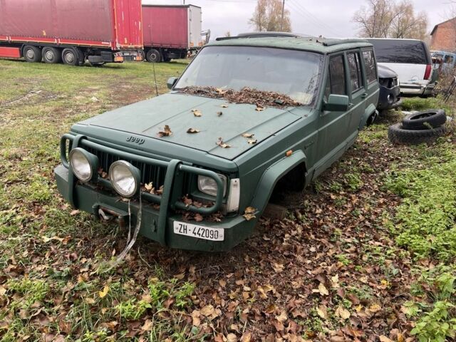 Зеленый Джип Чероки, объемом двигателя 0 л и пробегом 300 тыс. км за 2000 $, фото 1 на Automoto.ua