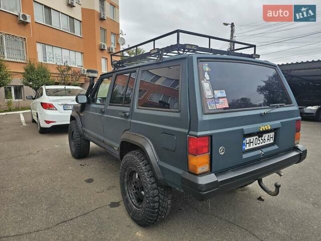 Джип Чероки 1995 в Одессе на Automoto.ua Зеленый Джип Чероки, объемом двигателя 2.5 л и пробегом 220 тыс. км за 6300 $, фото 7 на Automoto.ua