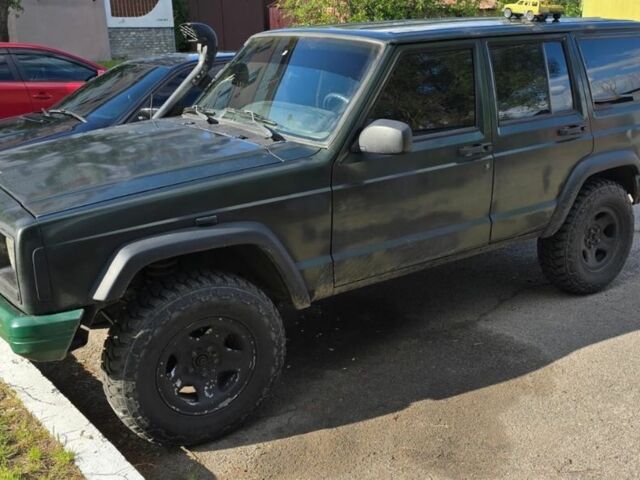 Зелений Джип Cherokee, об'ємом двигуна 2.5 л та пробігом 190 тис. км за 3200 $, фото 1 на Automoto.ua