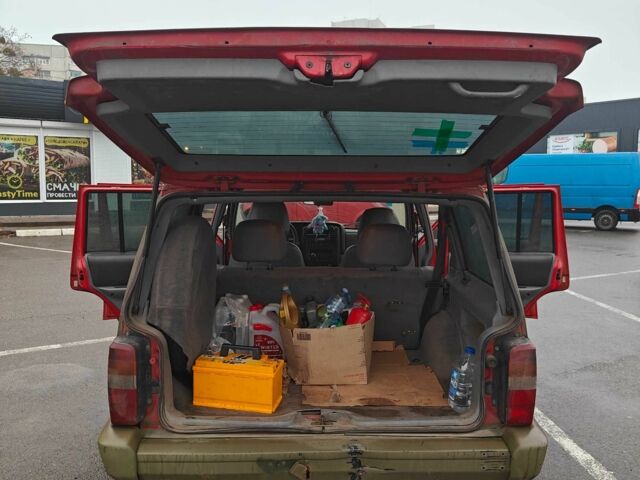 Зеленый Джип Чероки, объемом двигателя 2.5 л и пробегом 334 тыс. км за 3542 $, фото 6 на Automoto.ua