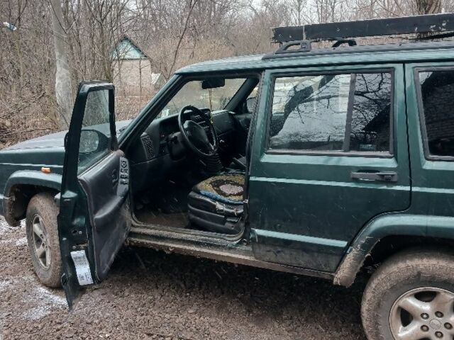 Зелений Джип Cherokee, об'ємом двигуна 0 л та пробігом 2 тис. км за 4000 $, фото 3 на Automoto.ua