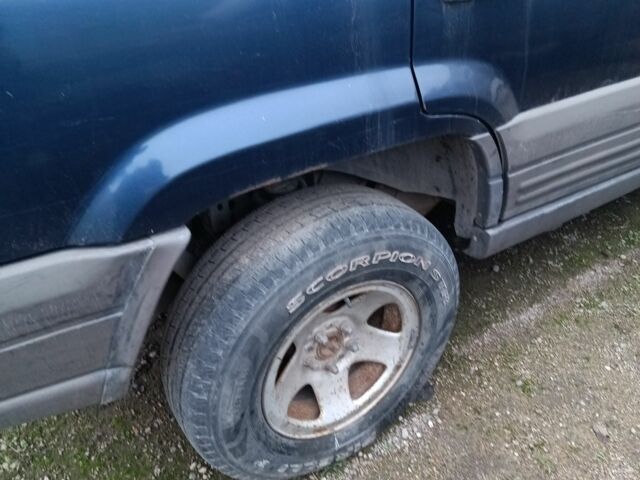 Зелений Джип Cherokee, об'ємом двигуна 2 л та пробігом 20 тис. км за 1200 $, фото 4 на Automoto.ua