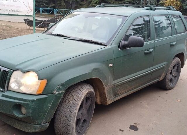Зеленый Джип Чероки, объемом двигателя 3 л и пробегом 200 тыс. км за 2800 $, фото 1 на Automoto.ua