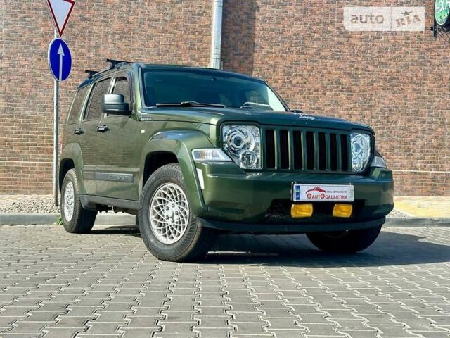 Зелений Джип Cherokee, об'ємом двигуна 2.77 л та пробігом 250 тис. км за 9999 $, фото 4 на Automoto.ua