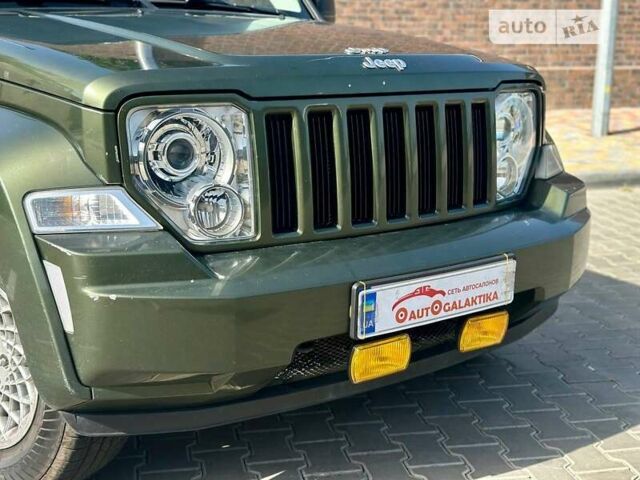 Зелений Джип Cherokee, об'ємом двигуна 2.77 л та пробігом 250 тис. км за 9999 $, фото 5 на Automoto.ua