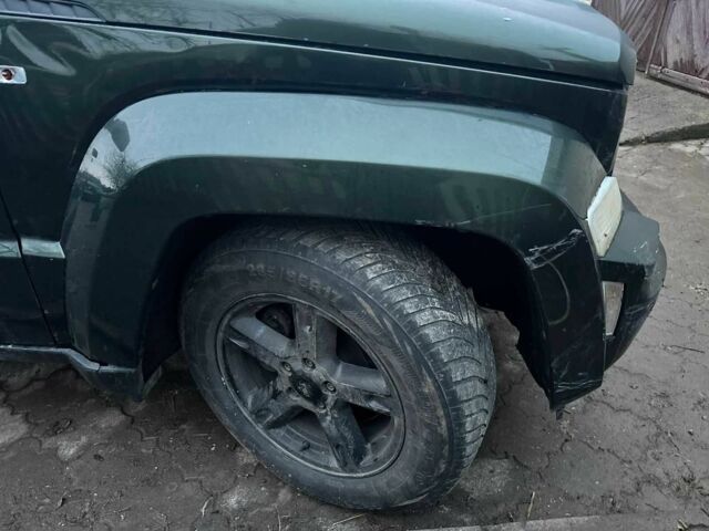 Зелений Джип Cherokee, об'ємом двигуна 2.7 л та пробігом 312 тис. км за 5798 $, фото 4 на Automoto.ua