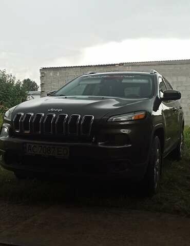 Зелений Джип Cherokee, об'ємом двигуна 2.36 л та пробігом 118 тис. км за 13750 $, фото 3 на Automoto.ua