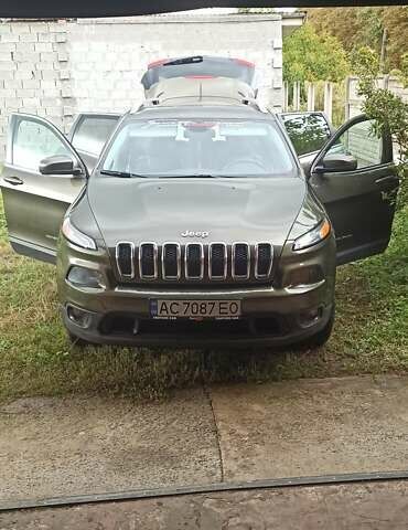 Зелений Джип Cherokee, об'ємом двигуна 2.36 л та пробігом 118 тис. км за 13750 $, фото 15 на Automoto.ua