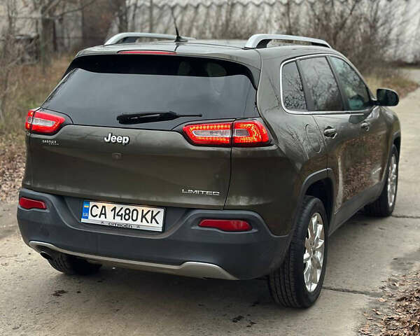 Зеленый Джип Чероки, объемом двигателя 2.36 л и пробегом 145 тыс. км за 12900 $, фото 7 на Automoto.ua