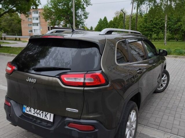 Зеленый Джип Чероки, объемом двигателя 2.4 л и пробегом 180 тыс. км за 11000 $, фото 3 на Automoto.ua