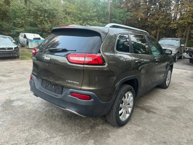 Джип Cherokee 2014 у Каневе на Automoto.ua Зелений Джип Cherokee, об'ємом двигуна 2.4 л та пробігом 144 тис. км за 13300 $, фото 3 на Automoto.ua