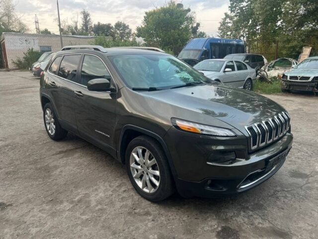 Джип Cherokee 2014 у Каневе на Automoto.ua Зелений Джип Cherokee, об'ємом двигуна 2.4 л та пробігом 144 тис. км за 13300 $, фото 1 на Automoto.ua