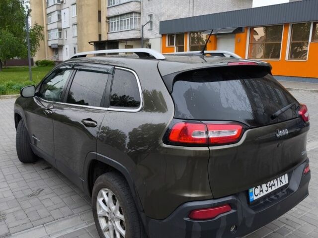 Зеленый Джип Чероки, объемом двигателя 2.4 л и пробегом 180 тыс. км за 11000 $, фото 2 на Automoto.ua