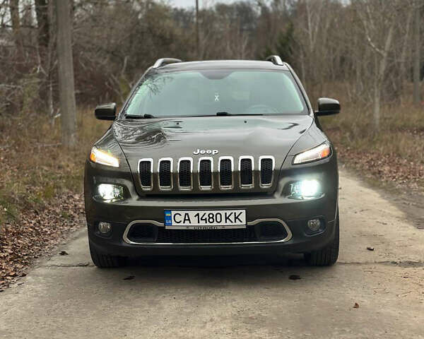 Зеленый Джип Чероки, объемом двигателя 2.36 л и пробегом 145 тыс. км за 12900 $, фото 6 на Automoto.ua