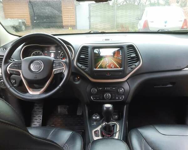 Зелений Джип Cherokee, об'ємом двигуна 3.24 л та пробігом 236 тис. км за 14800 $, фото 2 на Automoto.ua