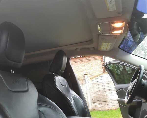 Зелений Джип Cherokee, об'ємом двигуна 3.24 л та пробігом 236 тис. км за 14800 $, фото 4 на Automoto.ua