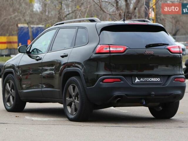 Зелений Джип Cherokee, об'ємом двигуна 2.36 л та пробігом 200 тис. км за 13500 $, фото 4 на Automoto.ua