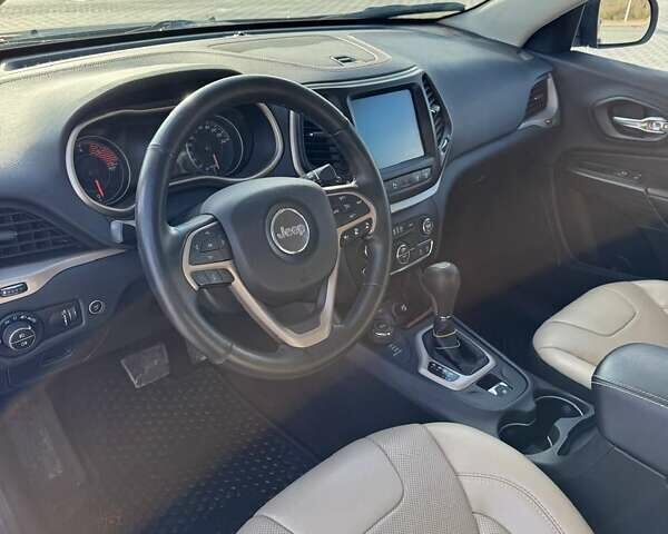 Зелений Джип Cherokee, об'ємом двигуна 2.2 л та пробігом 116 тис. км за 19500 $, фото 8 на Automoto.ua