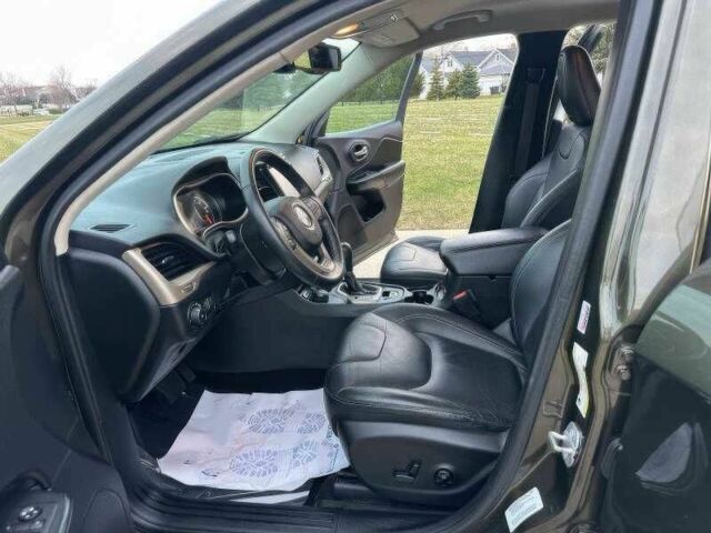 Зелений Джип Cherokee, об'ємом двигуна 2.4 л та пробігом 119 тис. км за 5600 $, фото 8 на Automoto.ua