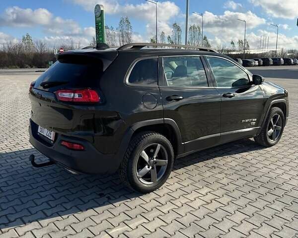 Зелений Джип Cherokee, об'ємом двигуна 2.2 л та пробігом 116 тис. км за 19500 $, фото 4 на Automoto.ua