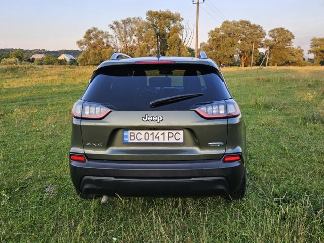 Зелений Джип Cherokee, об'ємом двигуна 2.4 л та пробігом 118 тис. км за 17500 $, фото 4 на Automoto.ua