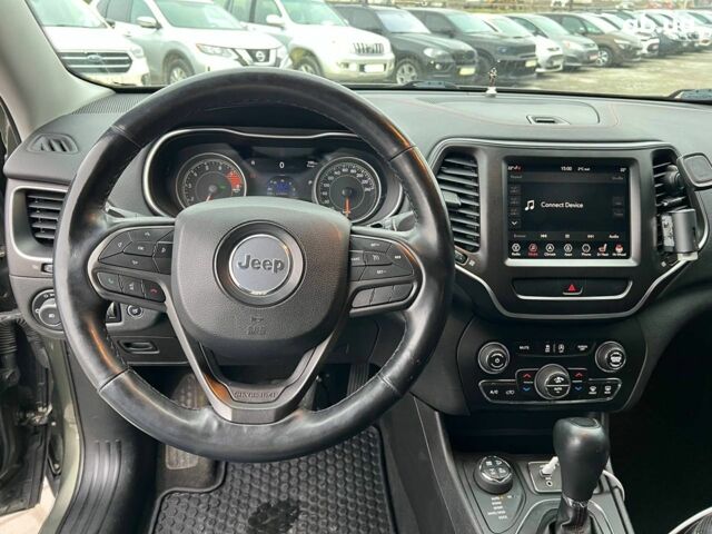 Зеленый Джип Чероки, объемом двигателя 3.2 л и пробегом 93 тыс. км за 21990 $, фото 21 на Automoto.ua