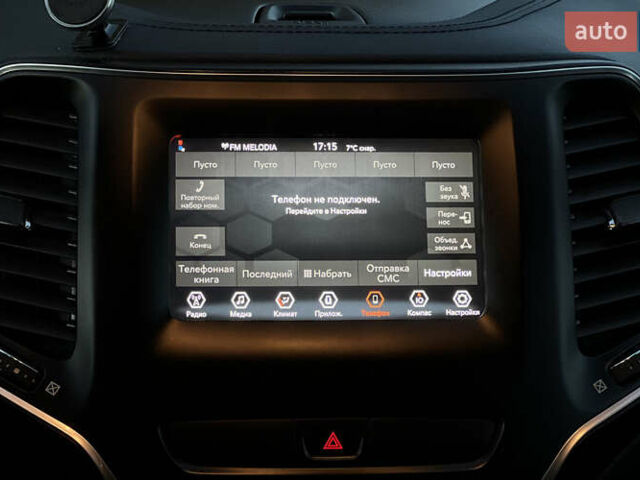 Зелений Джип Cherokee, об'ємом двигуна 2.36 л та пробігом 118 тис. км за 17999 $, фото 10 на Automoto.ua