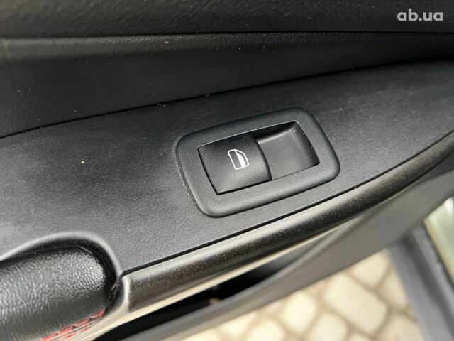 Зеленый Джип Чероки, объемом двигателя 3.2 л и пробегом 93 тыс. км за 21990 $, фото 35 на Automoto.ua