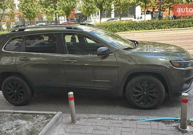 Зеленый Джип Чероки, объемом двигателя 2.36 л и пробегом 135 тыс. км за 16000 $, фото 4 на Automoto.ua