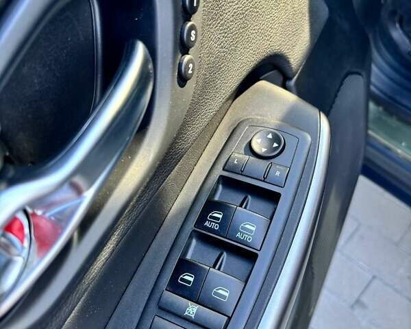 Зелений Джип Cherokee, об'ємом двигуна 3.24 л та пробігом 52 тис. км за 19500 $, фото 6 на Automoto.ua