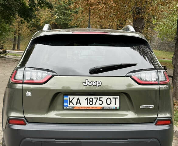 Джип Чероки 2018 в Киеве на Automoto.ua Зеленый Джип Чероки, объемом двигателя 2.36 л и пробегом 133 тыс. км за 19000 $, фото 4 на Automoto.ua