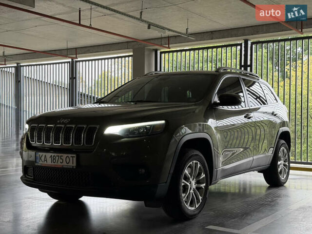 Джип Чероки 2018 в Киеве на Automoto.ua Зеленый Джип Чероки, объемом двигателя 2.36 л и пробегом 133 тыс. км за 19000 $, фото 9 на Automoto.ua