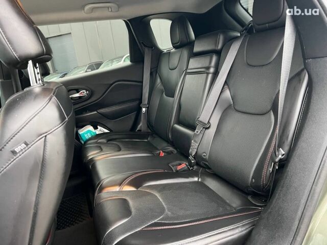 Зеленый Джип Чероки, объемом двигателя 3.2 л и пробегом 93 тыс. км за 21990 $, фото 36 на Automoto.ua