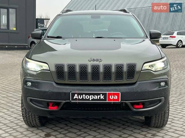 Зеленый Джип Чероки, объемом двигателя 3.2 л и пробегом 93 тыс. км за 21990 $, фото 1 на Automoto.ua