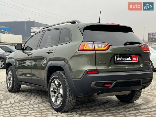 Зеленый Джип Чероки, объемом двигателя 3.2 л и пробегом 93 тыс. км за 21990 $, фото 5 на Automoto.ua