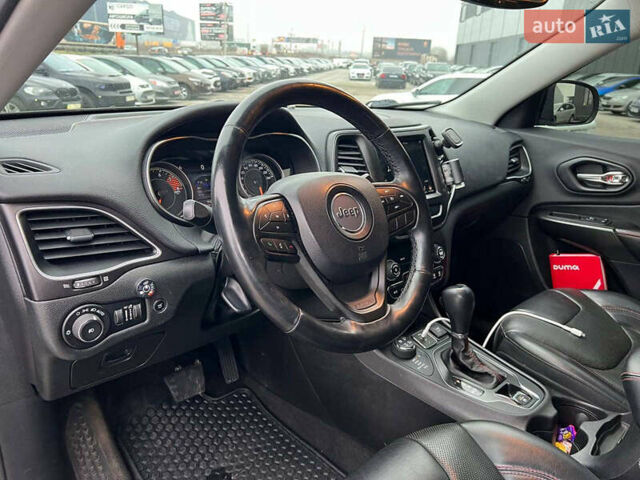 Зеленый Джип Чероки, объемом двигателя 3.2 л и пробегом 93 тыс. км за 21990 $, фото 16 на Automoto.ua