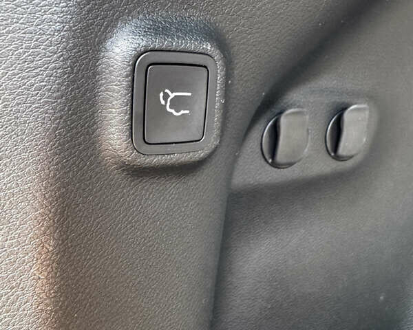 Зелений Джип Cherokee, об'ємом двигуна 3.24 л та пробігом 114 тис. км за 21700 $, фото 9 на Automoto.ua