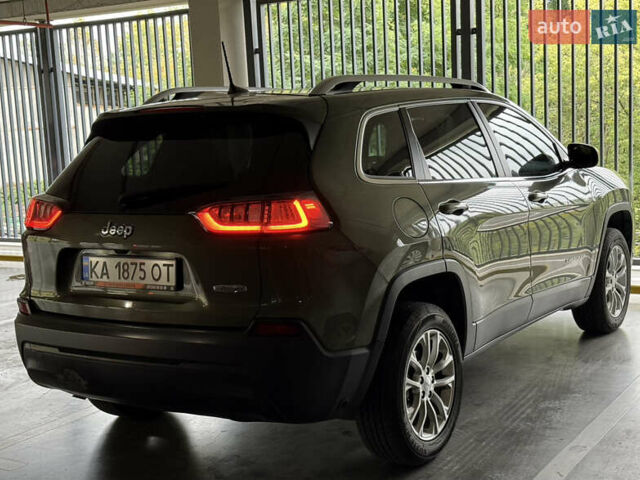 Джип Чероки 2018 в Киеве на Automoto.ua Зеленый Джип Чероки, объемом двигателя 2.36 л и пробегом 133 тыс. км за 19000 $, фото 12 на Automoto.ua