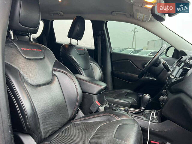 Зеленый Джип Чероки, объемом двигателя 3.2 л и пробегом 93 тыс. км за 21990 $, фото 38 на Automoto.ua